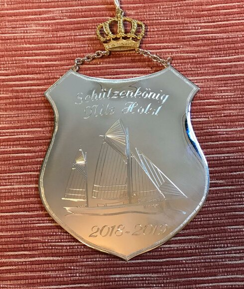 2018-2019 Nils Holst Vorderseite