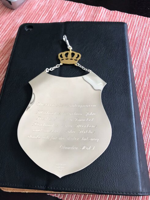 2018-2019 Nils Holst Rückseite